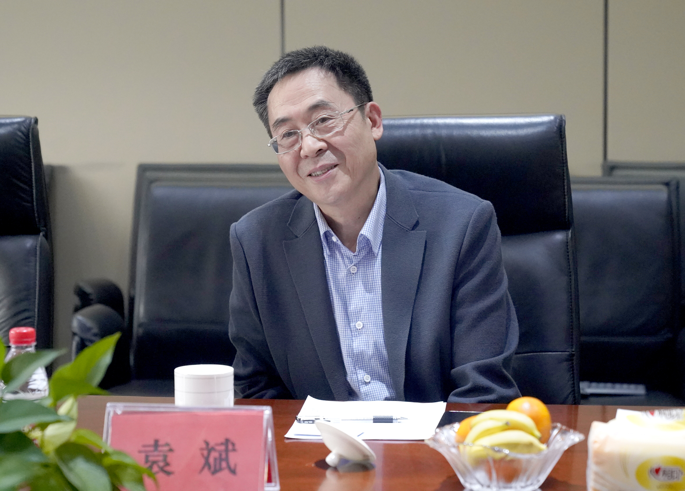 1650506852422719.jpg 袁斌.jpg