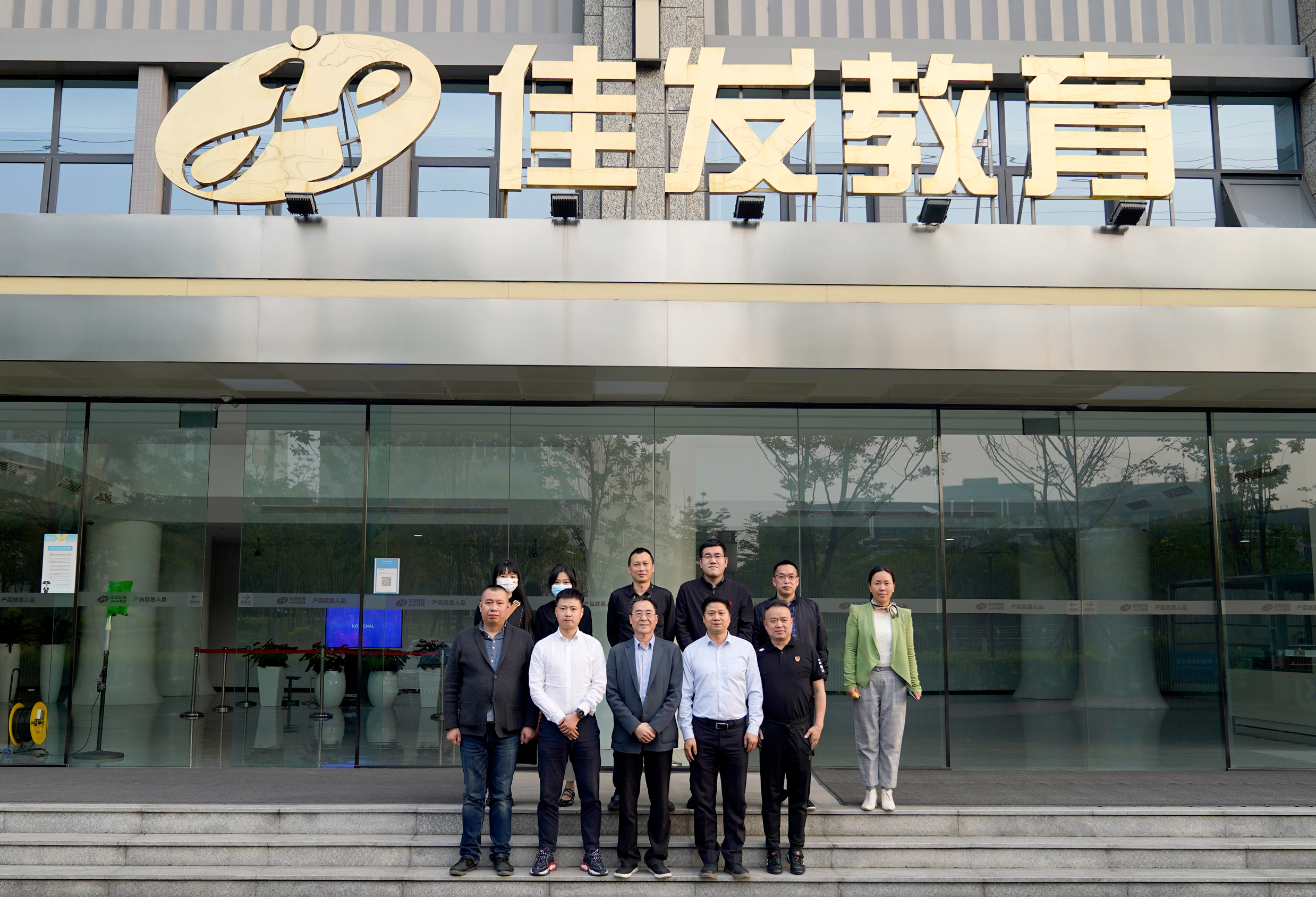 1650506877366107.jpg 01.jpg